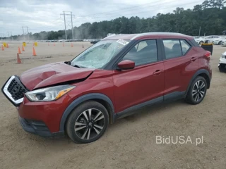 NISSAN KICKS SV SV