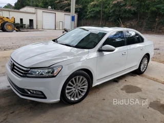 VOLKSWAGEN PASSAT SE SE