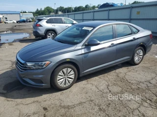 VOLKSWAGEN JETTA S S