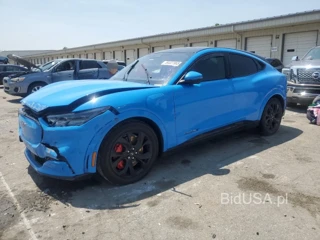 FORD MUSTANG MA PREMIUM