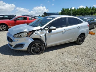 FORD FIESTA SE SE