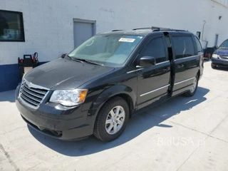CHRYSLER TOWN & COU TOURING PLUS