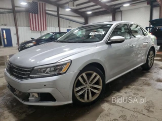 VOLKSWAGEN PASSAT SE SE