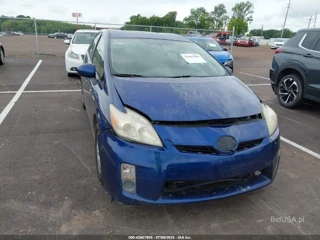 TOYOTA TOYOTA PRIUS III