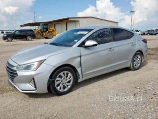 HYUNDAI ELANTRA SE SE