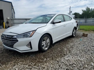 HYUNDAI ELANTRA SE SEL