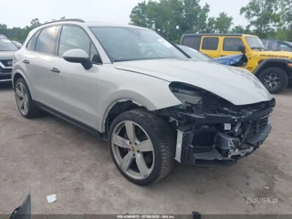PORSCHE PORSCHE CAYENNE PLATINUM EDITION
