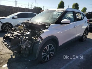 NISSAN KICKS SV SV
