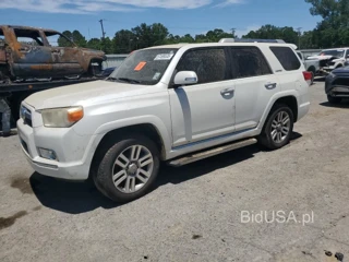 TOYOTA 4RUNNER SR SR5
