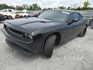DODGE CHALLENGER SXT