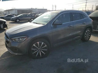 MERCEDES-BENZ GLA 250 4M 250 4MATIC