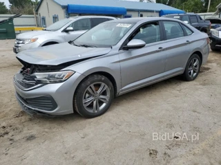 VOLKSWAGEN JETTA SE SE