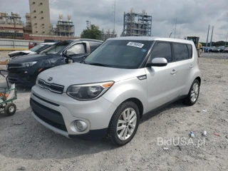 KIA SOUL + +