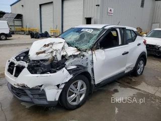 NISSAN KICKS S S