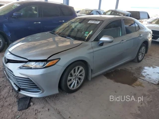 TOYOTA CAMRY LE LE