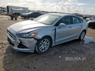 FORD FUSION SE SE