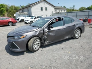 TOYOTA CAMRY LE LE