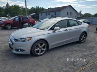 FORD FUSION SE SE