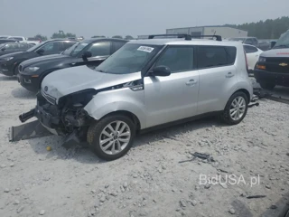 KIA SOUL + +