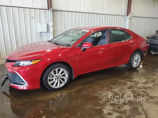 TOYOTA CAMRY LE LE