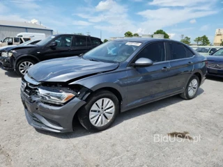 VOLKSWAGEN JETTA S S