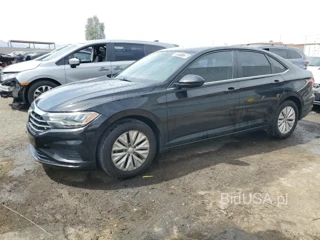 VOLKSWAGEN JETTA S S