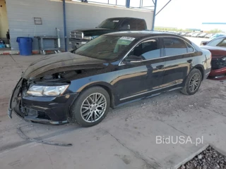 VOLKSWAGEN PASSAT SE SE