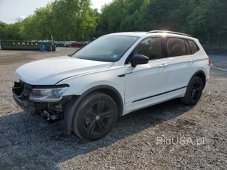 VOLKSWAGEN TIGUAN SE SE