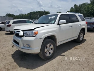 TOYOTA 4RUNNER SR SR5