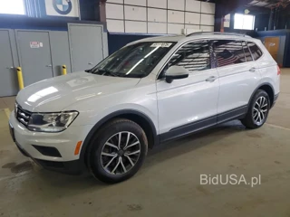 VOLKSWAGEN TIGUAN SE SE