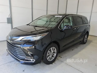 TOYOTA SIENNA XLE XLE