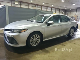 TOYOTA CAMRY LE LE