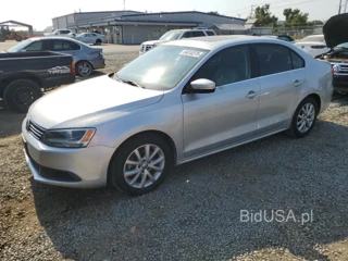 VOLKSWAGEN JETTA SE SE