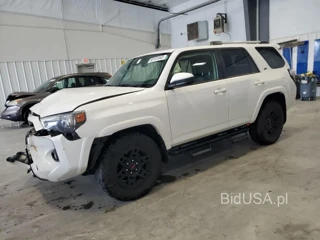 TOYOTA 4RUNNER SR SR5