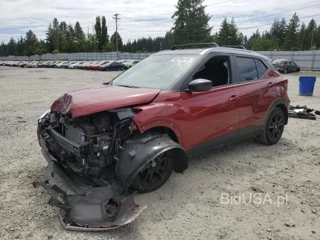 NISSAN KICKS SV SV