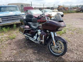 HARLEY-DAVIDSON HARLEY-DAVIDSON FLTRK