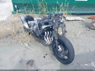 SUZUKI SUZUKI GSX-R600