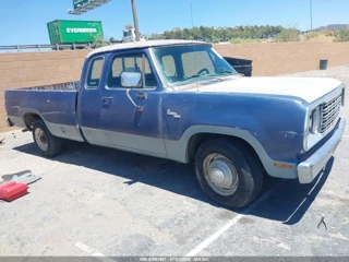 DODGE DODGE D200