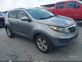 KIA KIA SPORTAGE LX