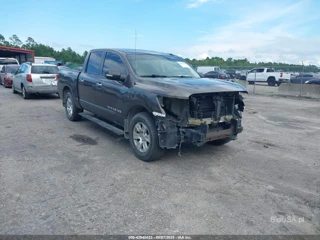 NISSAN NISSAN TITAN SV