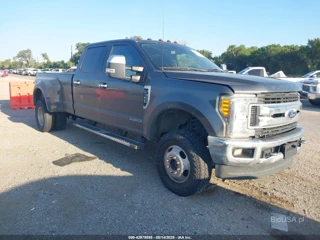 FORD FORD F-350 LARIAT