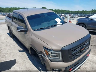 NISSAN NISSAN TITAN PRO-4X 4X4