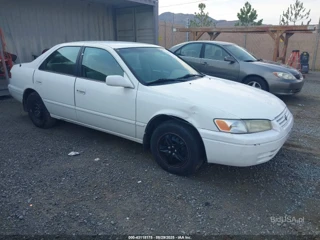 TOYOTA TOYOTA CAMRY CE