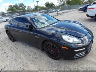 PORSCHE PORSCHE PANAMERA 4