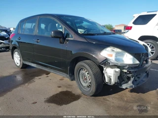 NISSAN NISSAN VERSA 1.8S