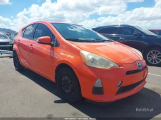 TOYOTA TOYOTA PRIUS C TWO