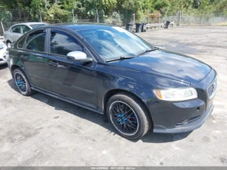 VOLVO VOLVO S40 T5 R-DESIGN