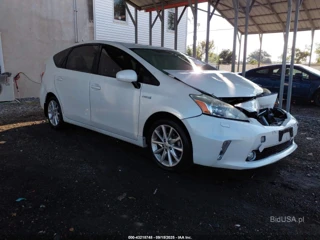 TOYOTA TOYOTA PRIUS V FIVE