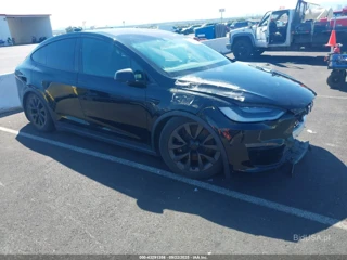 TESLA TESLA MODEL X DUAL MOTOR ALL-WHEEL DRIVE/STANDARD RANGE