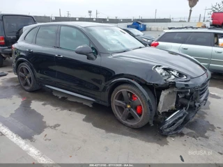 PORSCHE PORSCHE CAYENNE GTS